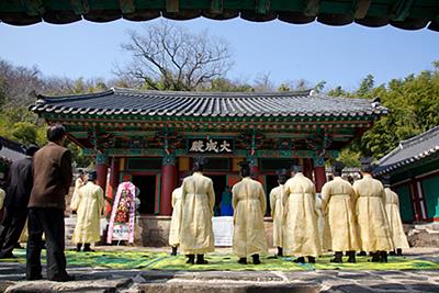 하동향교 춘기 석전대제 집사들 썸네일 이미지